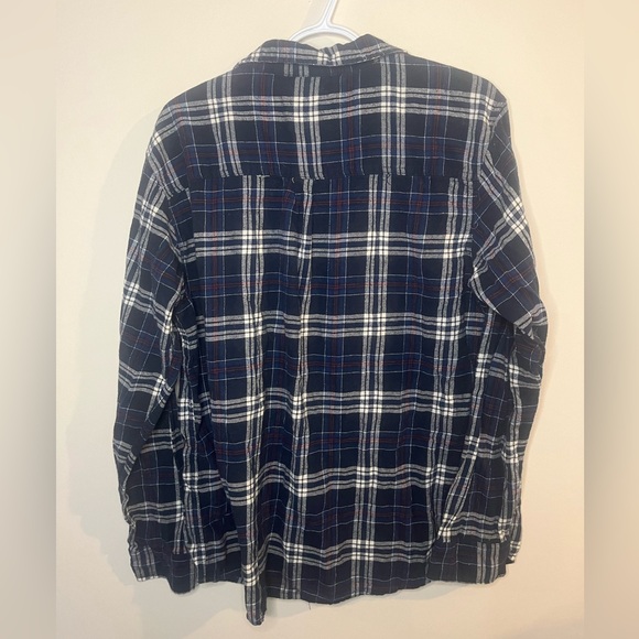 Women’s flannel - Picture 2 of 3